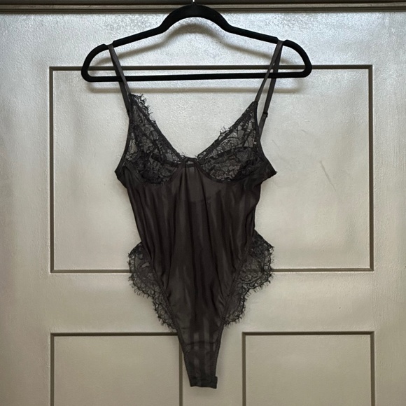 BOOHOO | lace teddy bodysuit - Picture 1 of 5